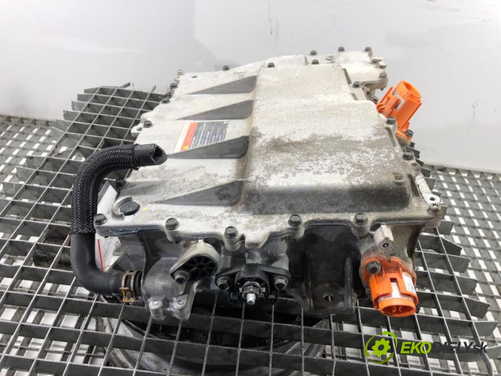 NISSAN LEAF ZE0 liftback 2013 80 kW Electric  invertor INVERTOR: