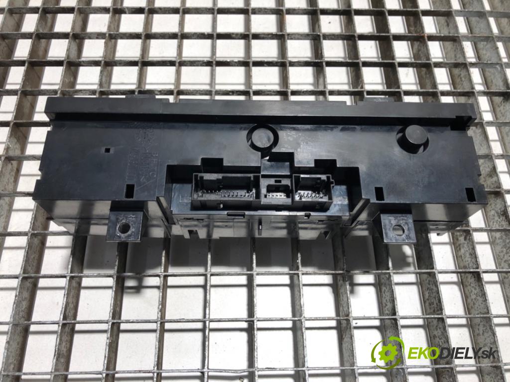 MERCEDES-BENZ W906 Skrzynia 2011 120 kW 216 CDI (906.611, 906.613) 2143 Panel ovládania kúrenia A9068301785KZ (Prepínacie páčky pod volantom)