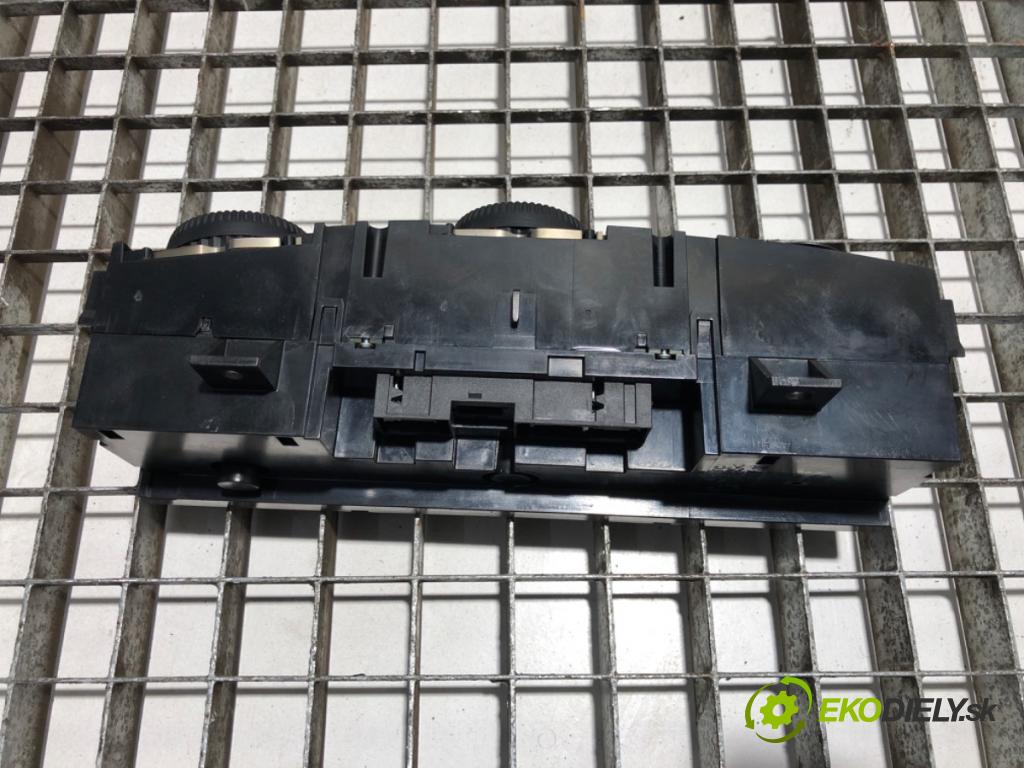 MERCEDES-BENZ W906 Skrzynia 2011 120 kW 216 CDI (906.611, 906.613) 2143 Panel ovládania kúrenia A9068301785KZ (Prepínacie páčky pod volantom)