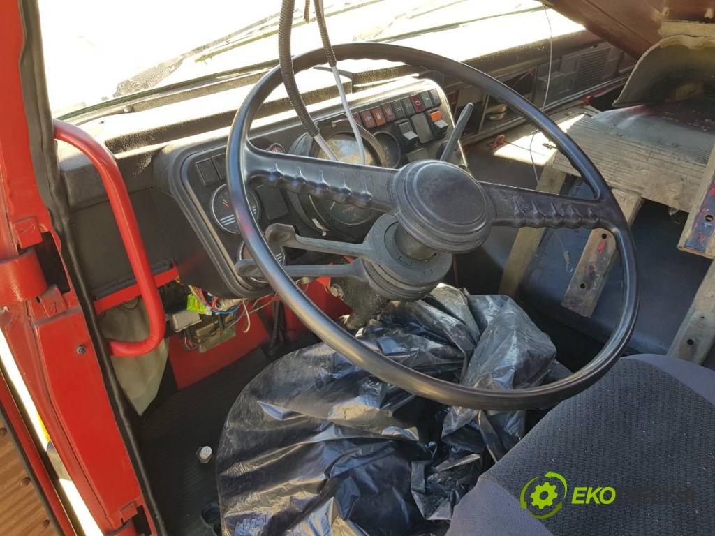 STAR   1989    kabína