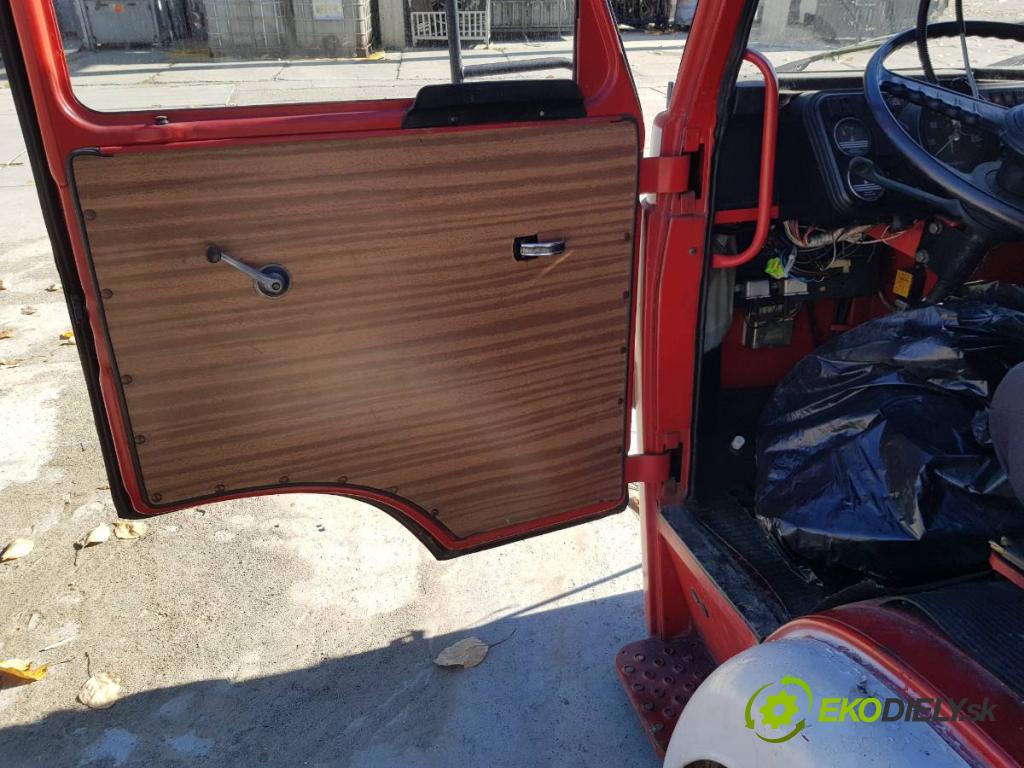 STAR   1989    kabína