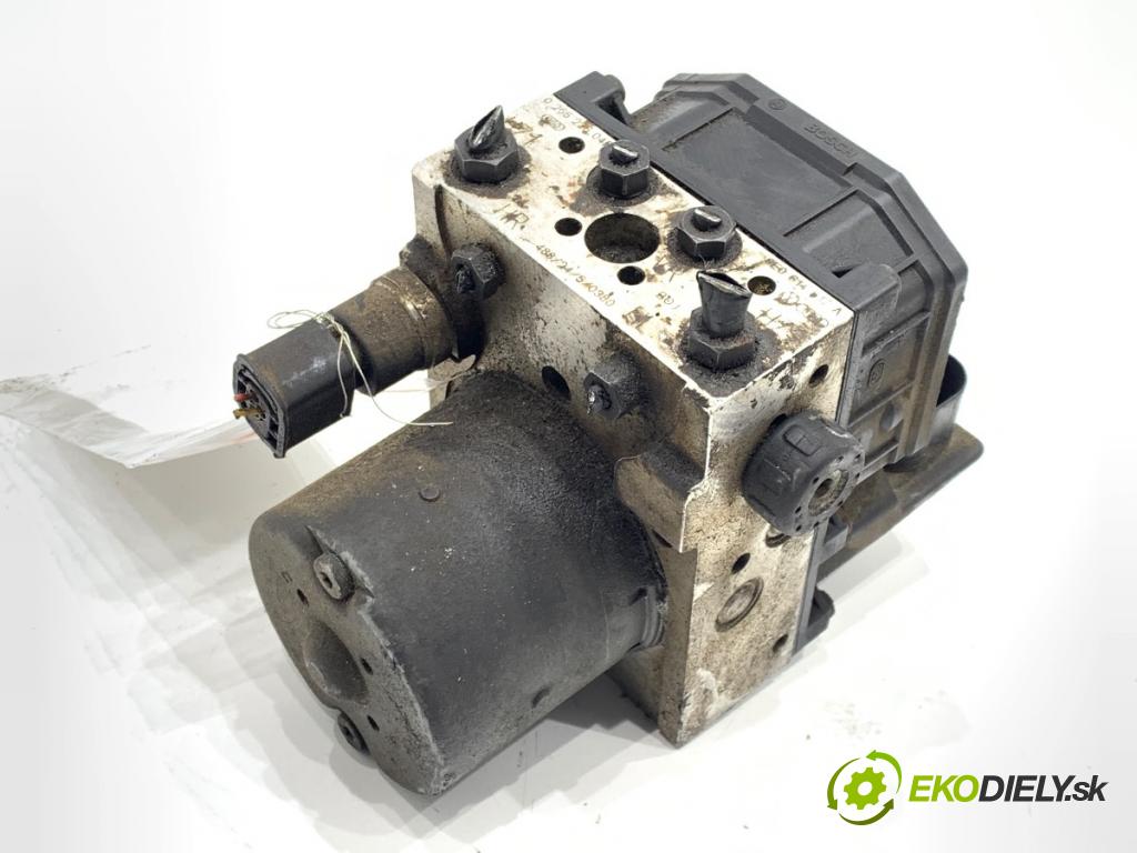 AUDI A4 B6 Kombi 2003 132 kW 2.5 TDI quattro 2496 Pumpa ABS 0265950012 (Pumpa ABS)
