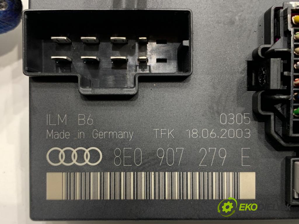 AUDI A4 B6 Kombi 2003 132 kW 2.5 TDI quattro 2496 Modul svetiel 8E0907279E (Riadiaca jednotka ostatné)