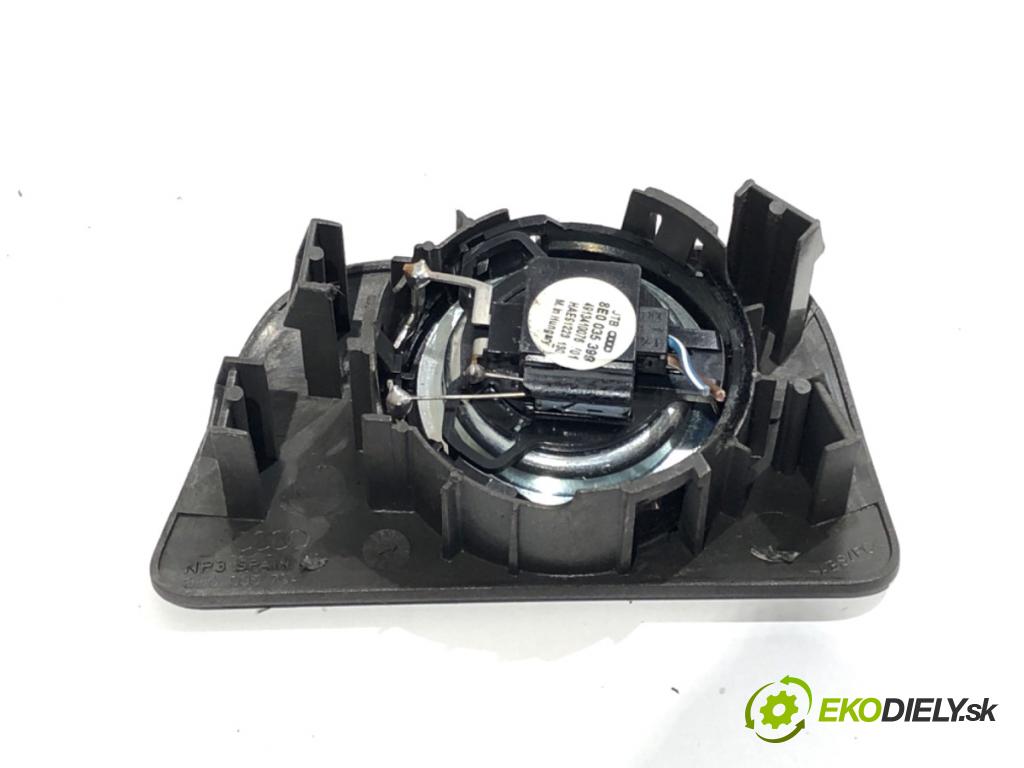 AUDI A4 B6 Kombi 2003 132 kW 2.5 TDI quattro 2496 reproduktory 8E0035411 8E0035399