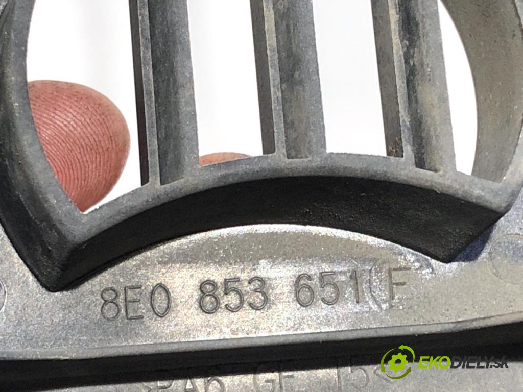 AUDI A4 B6 Kombi 2003 132 kW 2.5 TDI quattro 2496 mřížka maska 8E0853651F (Přední mřížka (maska chladiče))