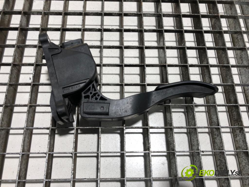 MERCEDES-BENZ W906 Skrzynia 2011 120 kW 216 CDI (906.611, 906.613) 2143 Potenciometer plynu 0280755025 (Potenciometer plynového pedálu)