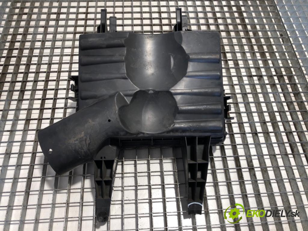 MERCEDES-BENZ W906 Skrzynia 2011 120 kW 216 CDI (906.611, 906.613) 2143 obal filtra vzduchu A0000907801 (Kryt vzduchového filtru)