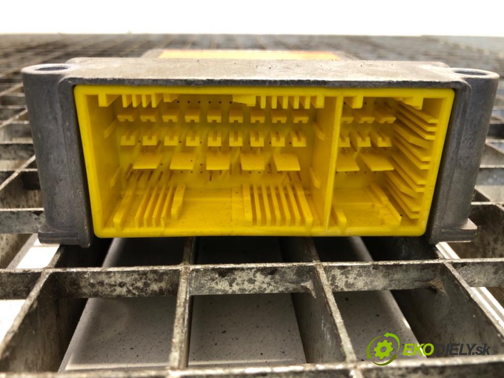 MERCEDES-BENZ W906 Skrzynia 2011 120 kW 216 CDI (906.611, 906.613) 2143 senzor airbag 0285011060 (Snímač)