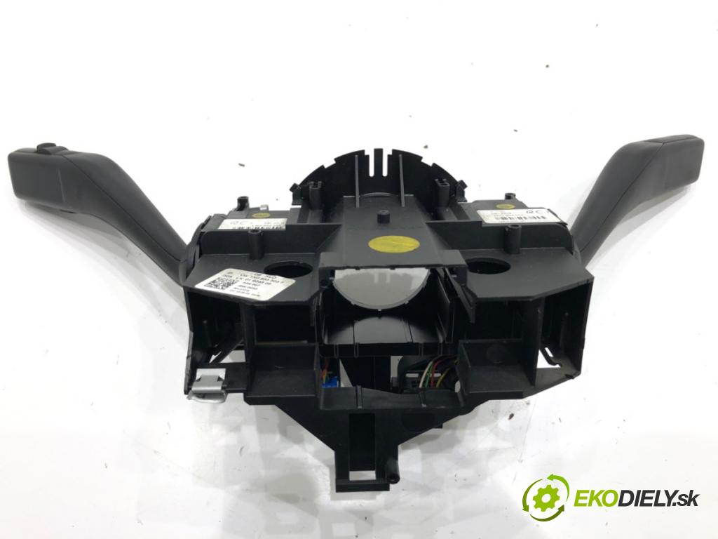 AUDI A3 8P liftback 2003 103 kW 2.0 TDI 1968 Prepínač kombinovaný 1K0953503F (Prepínacie páčky pod volantom)