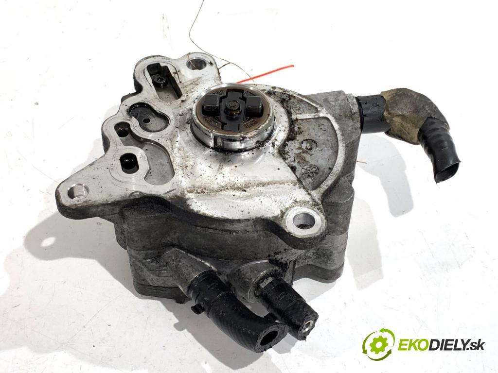 AUDI A3 8P liftback 2003 103 kW 2.0 TDI 1968 pumpa vakuová 03G145209