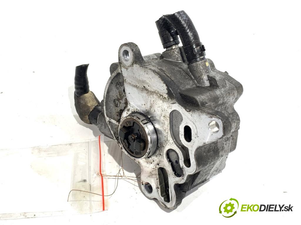 AUDI A3 8P liftback 2003 103 kW 2.0 TDI 1968 pumpa vakuová 03G145209