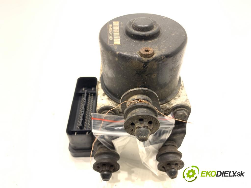 AUDI A3 8P liftback 2003 103 kW 2.0 TDI 1968 Pumpa ABS 1K0614517B 1K0907379D (Pumpa ABS)