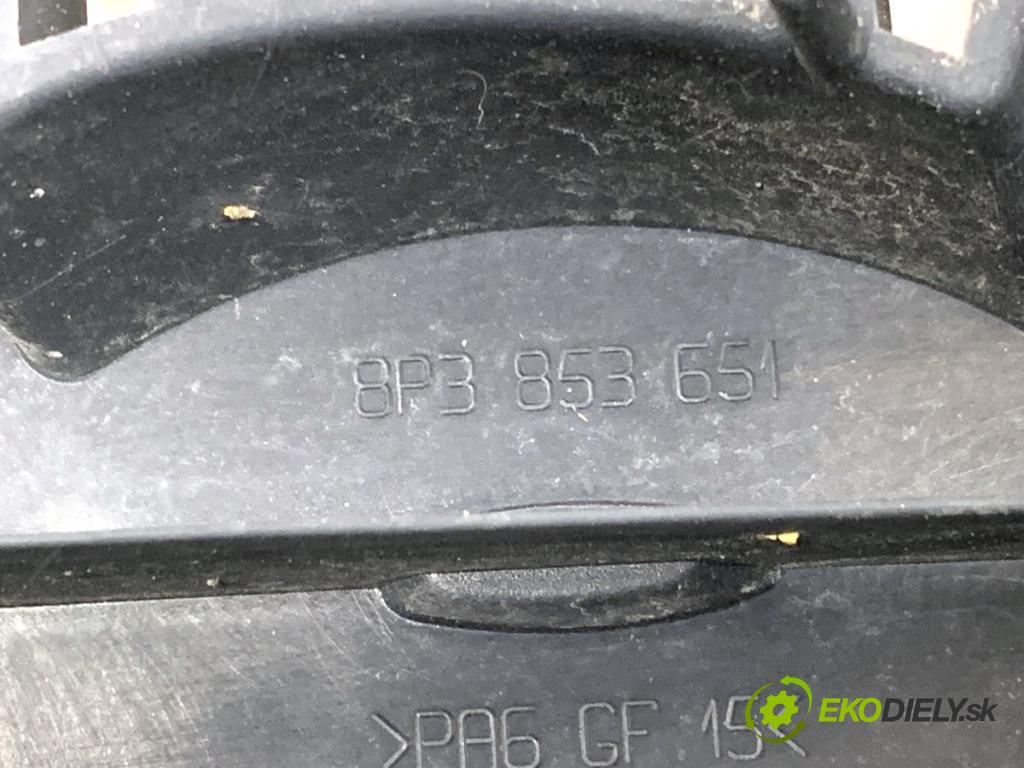 AUDI A3 8P liftback 2003 103 kW 2.0 TDI 1968 mřížka maska 8P3853651 (Přední mřížka (maska chladiče))