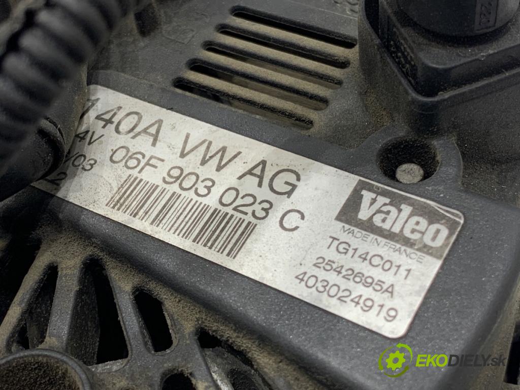 AUDI A3 8P liftback 2003 103 kW 2.0 TDI 1968 Alternátor 06F903023C (Alternátor)