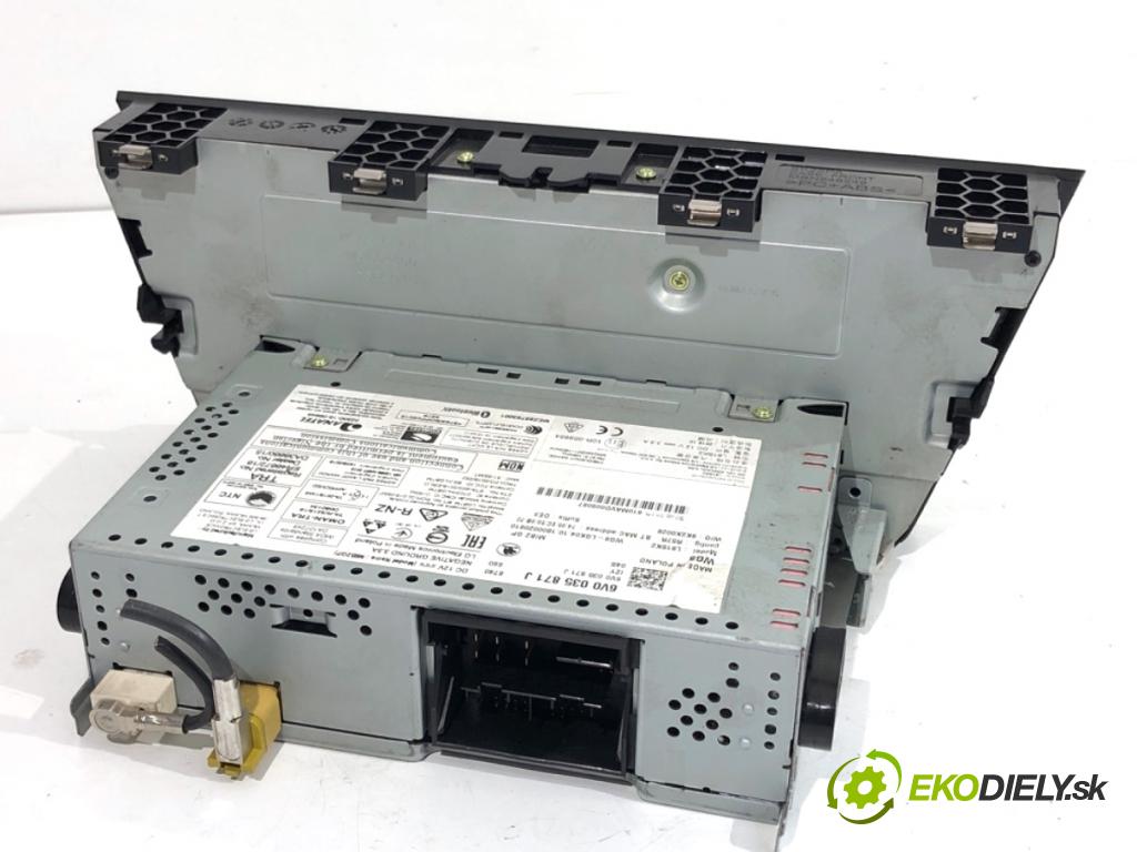 SKODA FABIA III Kombi 2018 55 kW 1.0 999 RADIO 6V0035871J (Audio zariadenie)