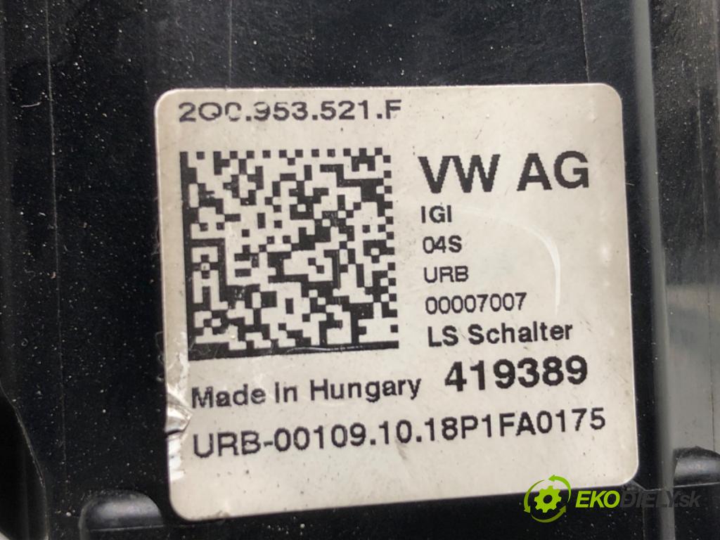 SKODA FABIA III Kombi 2018 55 kW 1.0 999 Prepínač kombinovaný 2Q0953521F (Prepínacie páčky pod volantom)