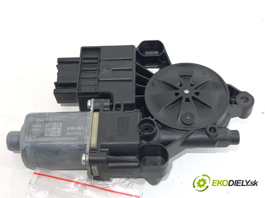 SKODA FABIA III Kombi 2018 55 kW 1.0 999 motor sťahovaní okna levý přední část 2Q2959881C