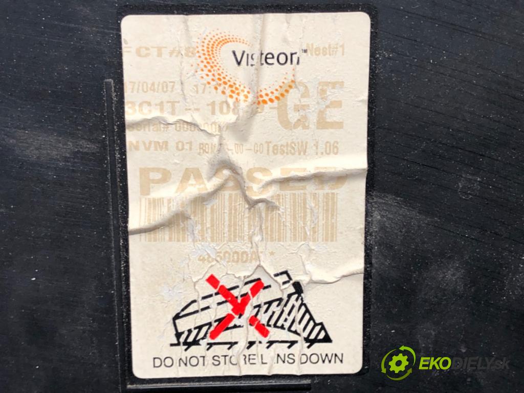 FORD TRANSIT IV Skrzynia 2005 63 kW 2.0 DI (FAE_, FAF_, FAG_) 1998 Prístrojovka 3C1T-10849-GE (Prístrojová doska)