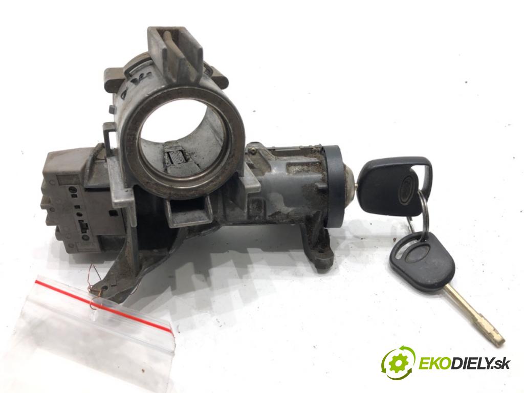 FORD TRANSIT IV Skrzynia 2005 63 kW 2.0 DI (FAE_, FAF_, FAG_) 1998 spinačka D0BGA (Spínacia skrinka)