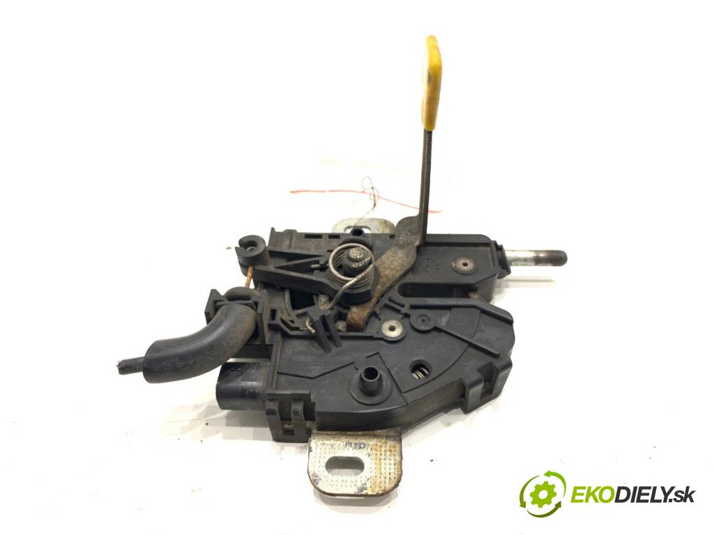 FORD MONDEO MK4 liftback 2007 92 kW 1.8 TDCi 1753 zámok kapoty predný 