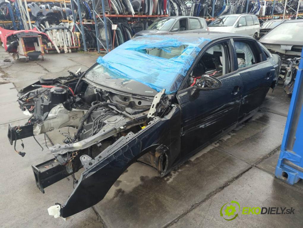 AUDI A4 B9 sedan 2024 110 kW 35 TFSI Mild Hybrid 1984 KAROSERIA ČTVRŤÁK blatník zadní část levý pravý práh střecha PODŁUŻNICA levý pravý