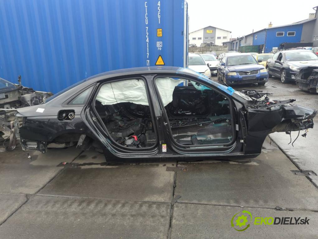 AUDI A4 B9 sedan 2024 110 kW 35 TFSI Mild Hybrid 1984 KAROSERIA ČTVRŤÁK blatník zadní část levý pravý práh střecha PODŁUŻNICA levý pravý