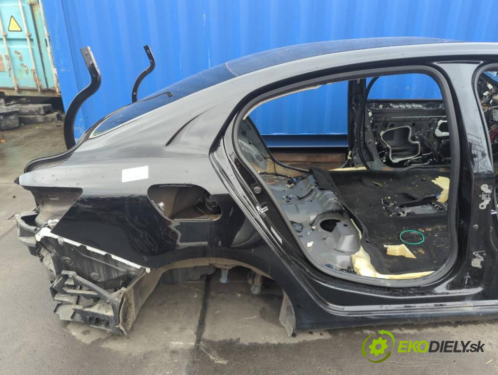 RENAULT MEGANE IV sedan 2019 103 kW 1.3 TCe 140 (LVNB) 1332 KAROSERIA ČTVRŤÁK blatník zadní část levý pravý práh střecha PODŁUŻNICA levý pravý