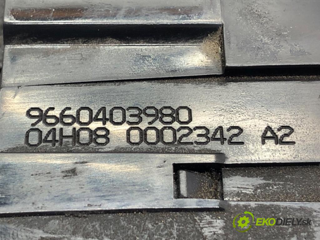 CITROEN C4 PICASSO I nadwozie wielkoprzestrzenne (MPV) 2008 80 kW 1.6 HDi 1560 zámok dveří zadní část 9660403980