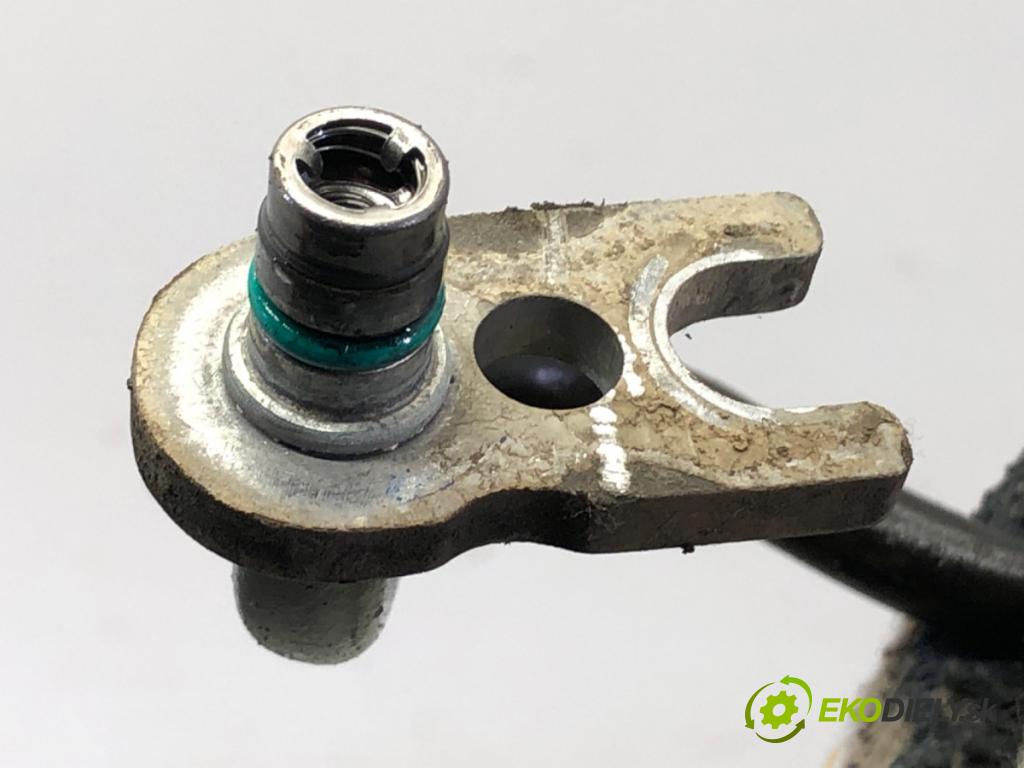 CITROEN C4 PICASSO I nadwozie wielkoprzestrzenne (MPV) 2008 80 kW 1.6 HDi 1560 hadica servočerpadlo  (Rúrka servočerpadla)