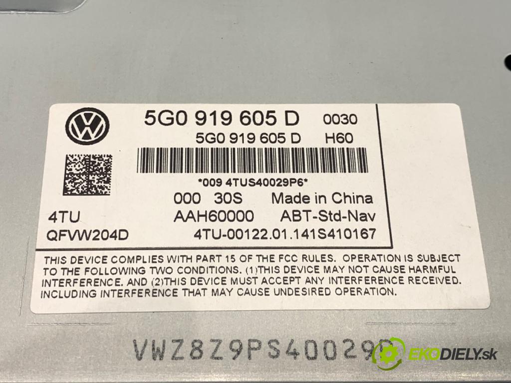 VW GOLF VII liftback 2014 135 kW 2.0 GTD 1968 RADIO Dislpej 5G0919605D