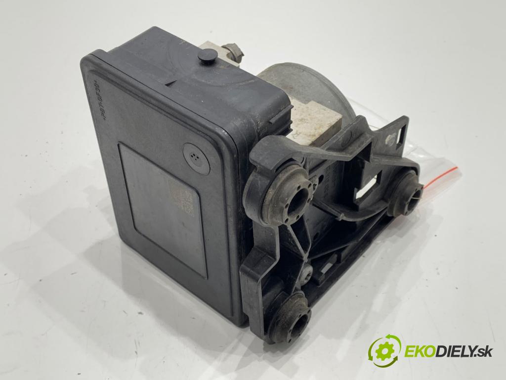 VW GOLF VII liftback 2014 135 kW 2.0 GTD 1968 Pumpa ABS 5Q0614517AA (Pumpa ABS)