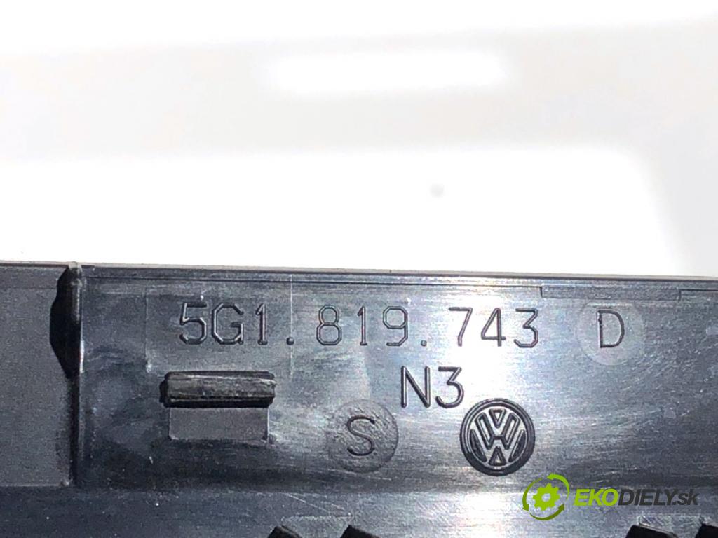 VW GOLF VII liftback 2014 135 kW 2.0 GTD 1968 lišty kryt interiéru 5G0857059 5G1819743D