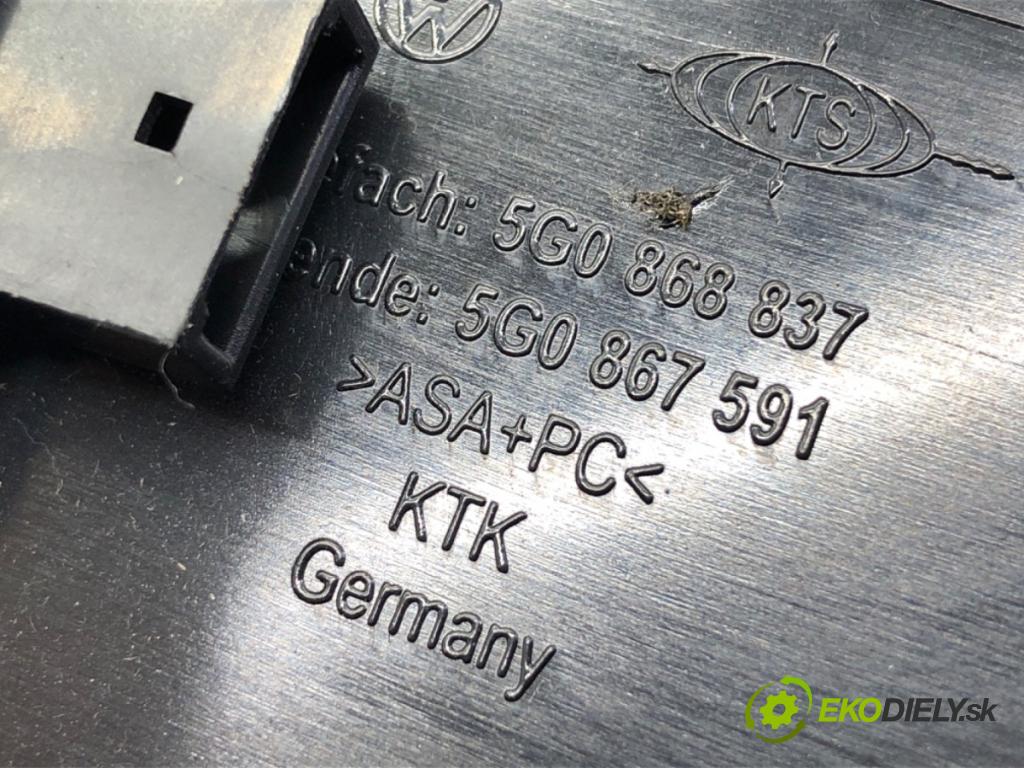 VW GOLF VII liftback 2014 135 kW 2.0 GTD 1968 přihrádka kastlík na skla 5G0868837