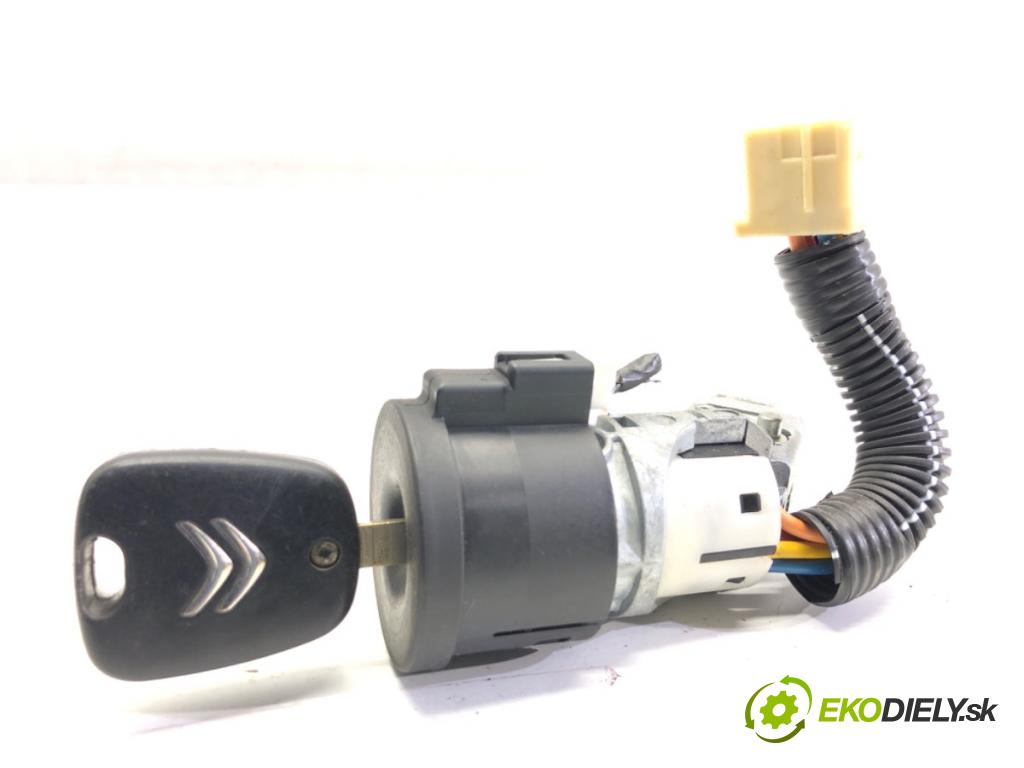 CITROEN C1 liftback 2007 50 kW 1.0 998 spinačka  (Spínacia skrinka)