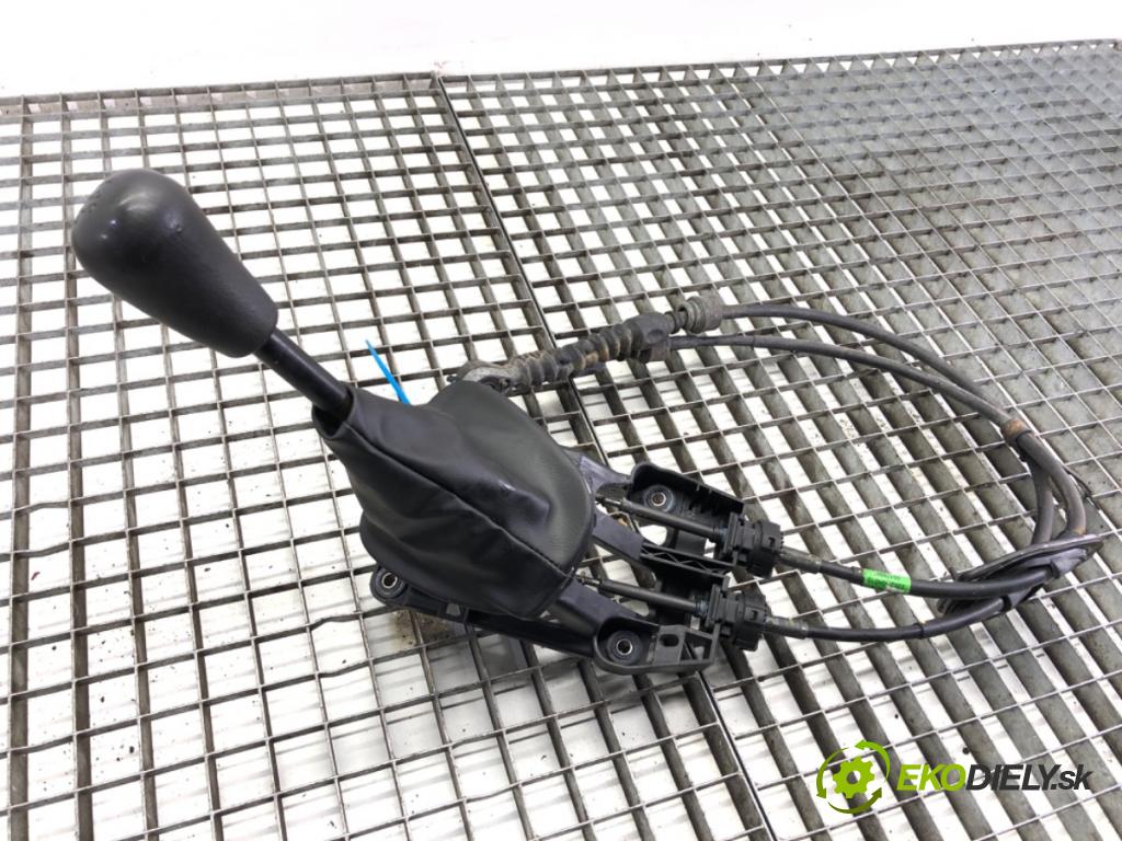 CITROEN C1 liftback 2007 50 kW 1.0 998 Kulisa 33530-0H010 (Rýchlostná páka (kulisa))