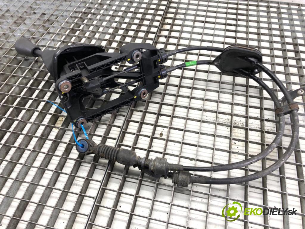 CITROEN C1 liftback 2007 50 kW 1.0 998 Kulisa 33530-0H010 (Rýchlostná páka (kulisa))