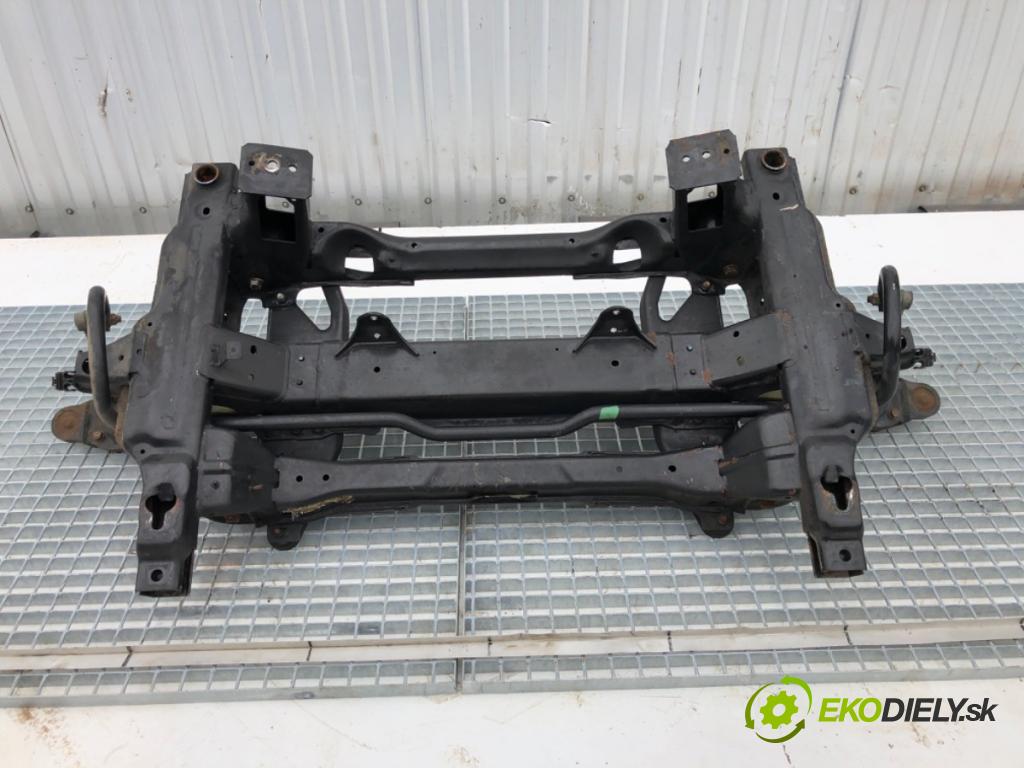 MERCEDES-BENZ W906 Skrzynia 2011 120 kW 216 CDI (906.611, 906.613) 2143 výztuha pod motor A9063304506 (Přední výztuha)