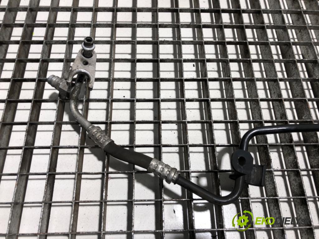 MERCEDES-BENZ W906 Skrzynia 2011 120 kW 216 CDI (906.611, 906.613) 2143 rúrka klimatizácie  (Rúrka klimatizácie)