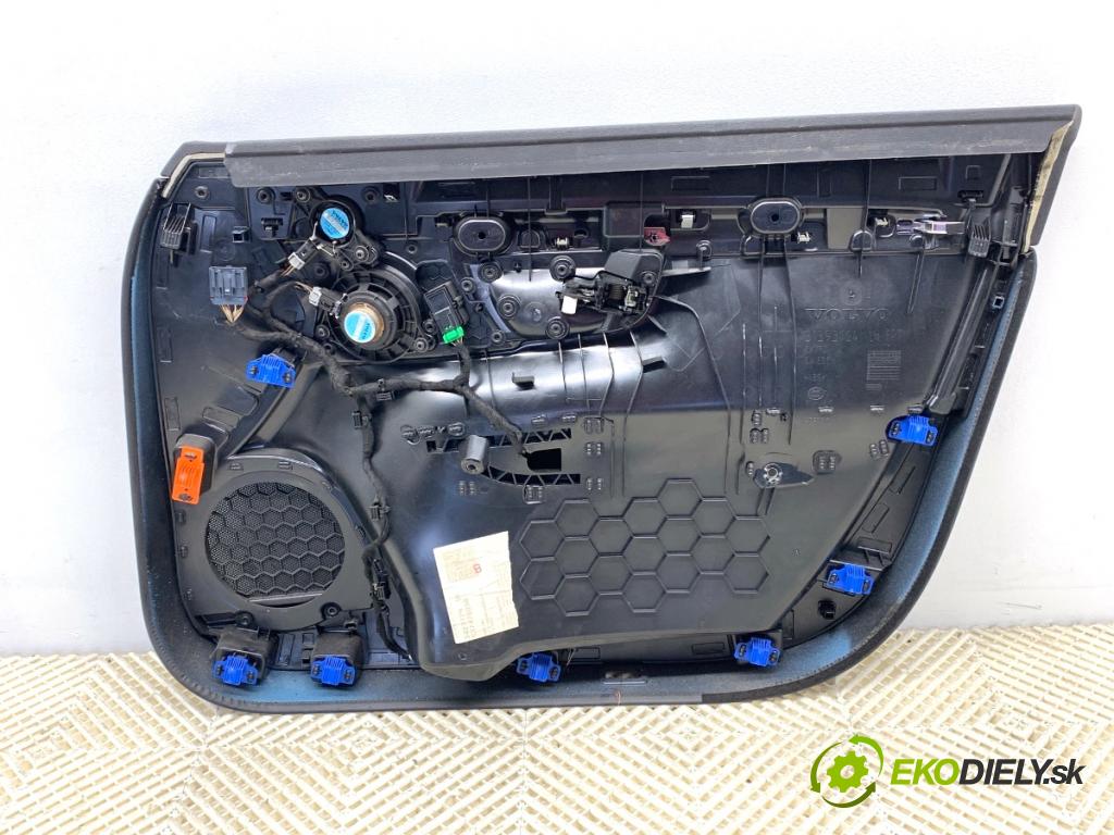 VOLVO V90 II Kombi 2018 110 kW D3 1969 ča dveře levý přední část 31393164