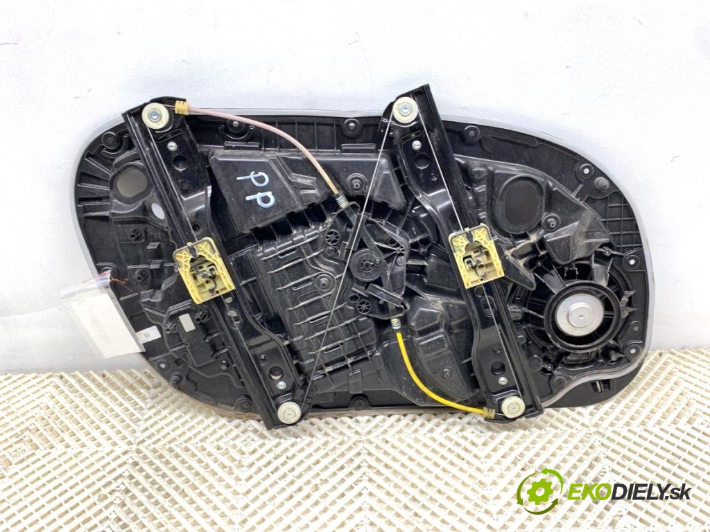 VOLVO V90 II Kombi 2018 110 kW D3 1969 mechanismus okna pravý přední část 31378593