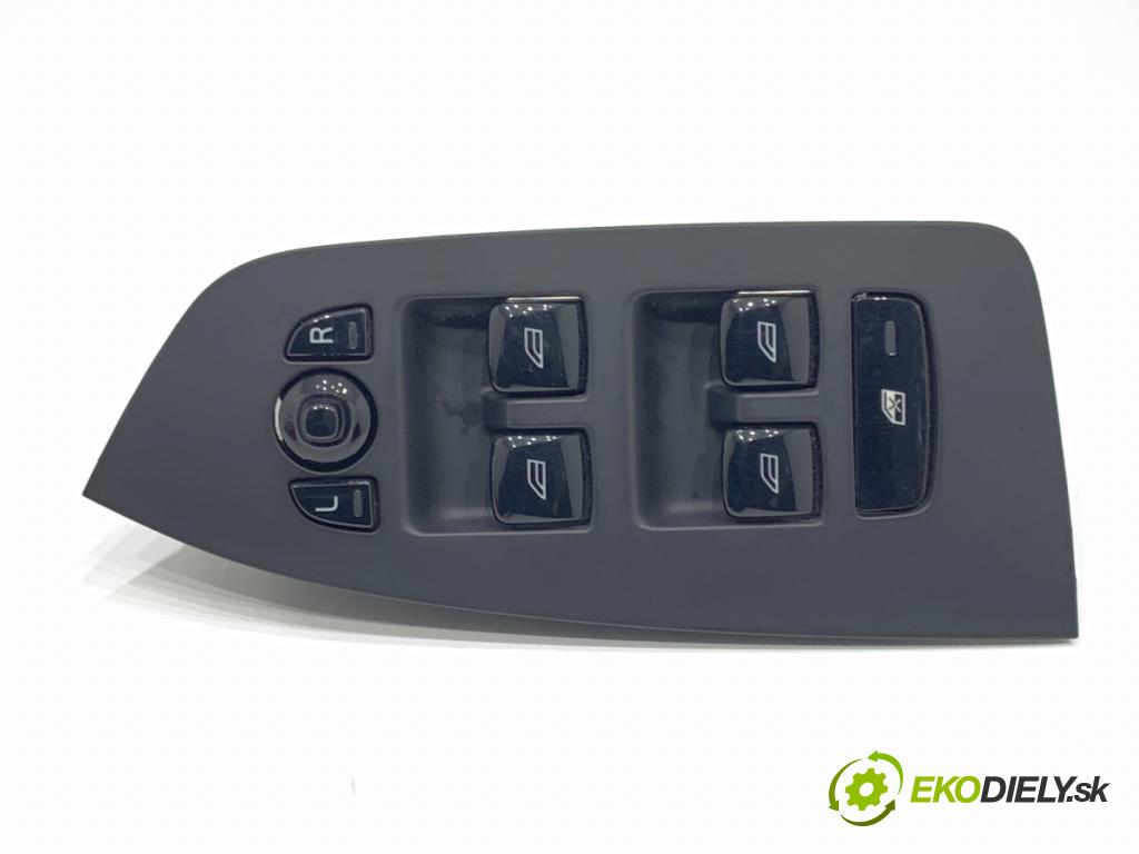 VOLVO V90 II Kombi 2018 110 kW D3 1969 Prepínač okien 31433926 (Prepínacie páčky pod volantom)