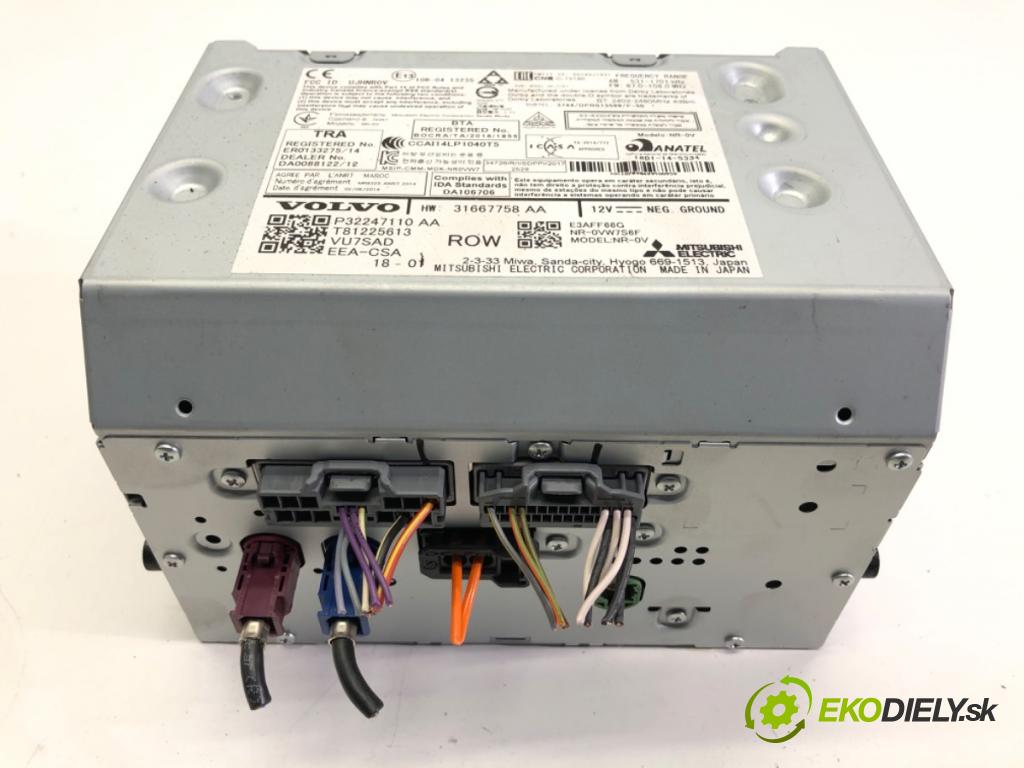 VOLVO V90 II Kombi 2018 110 kW D3 1969 RADIO P32247110AA (Audio zariadenie)