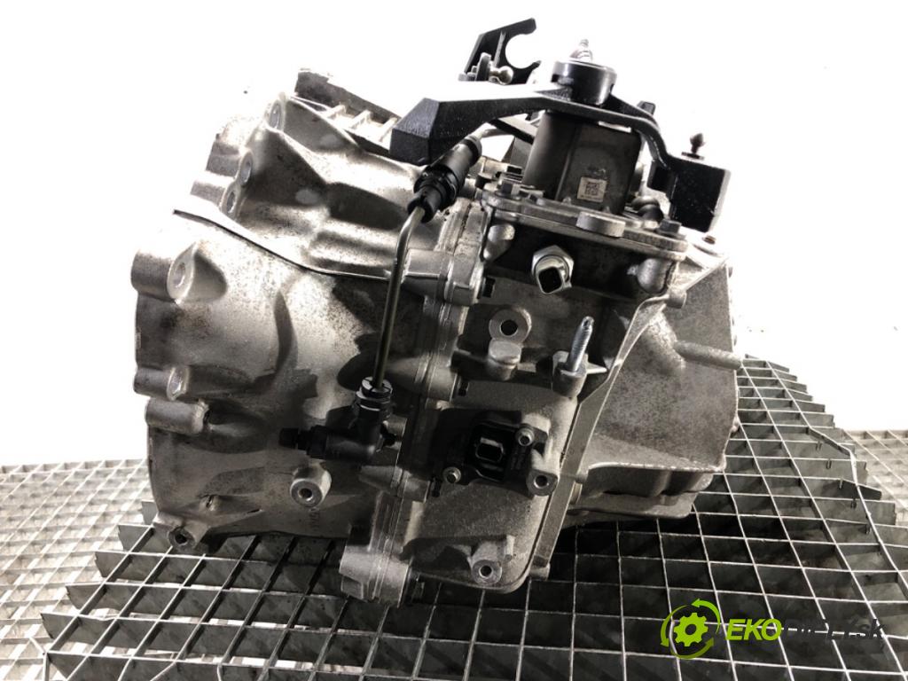 VOLVO V90 II Kombi 2018 110 kW D3 1969 Prevodovka HU1R7002GEB (Prevodovka)