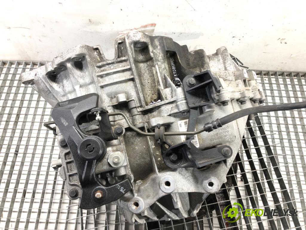 VOLVO V90 II Kombi 2018 110 kW D3 1969 Prevodovka HU1R7002GEB (Prevodovka)