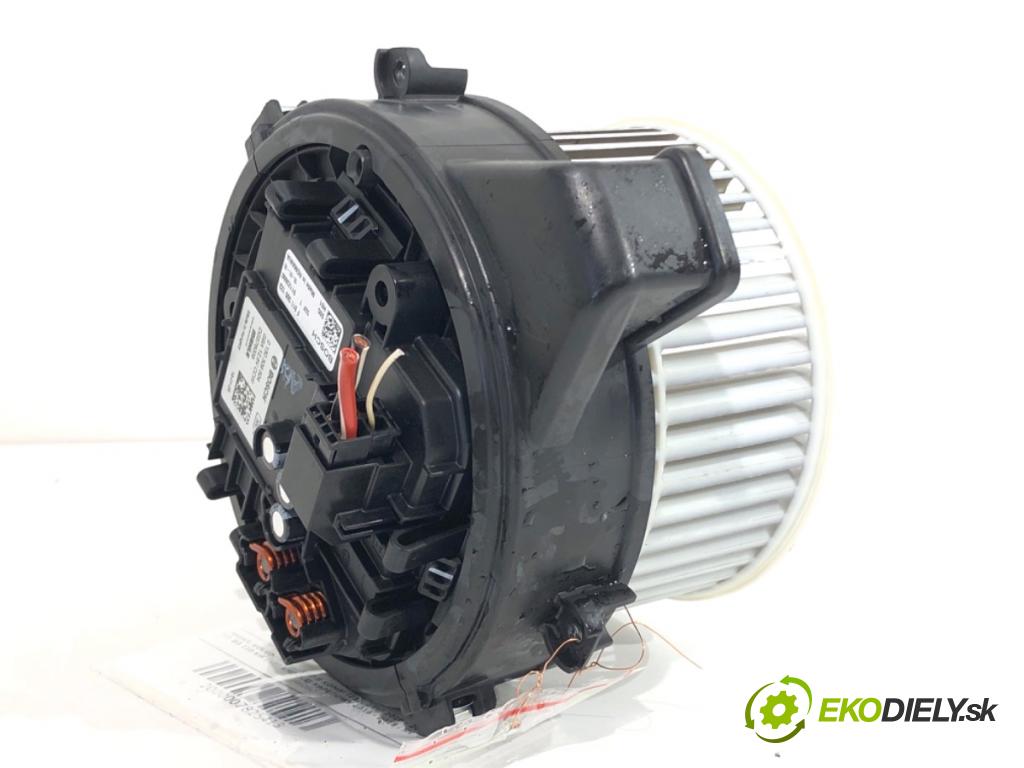 VOLVO V90 II Kombi 2018 110 kW D3 1969 topení F011500123