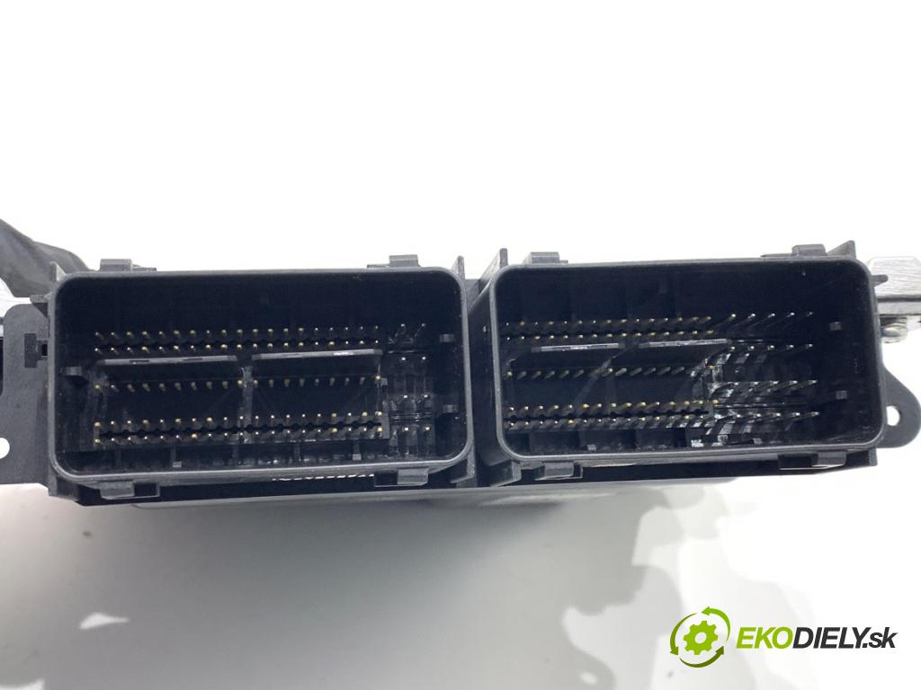 VOLVO V90 II Kombi 2018 110 kW D3 1969 riadiaca jednotka Motor 31459914 (Riadiaca jednotka)