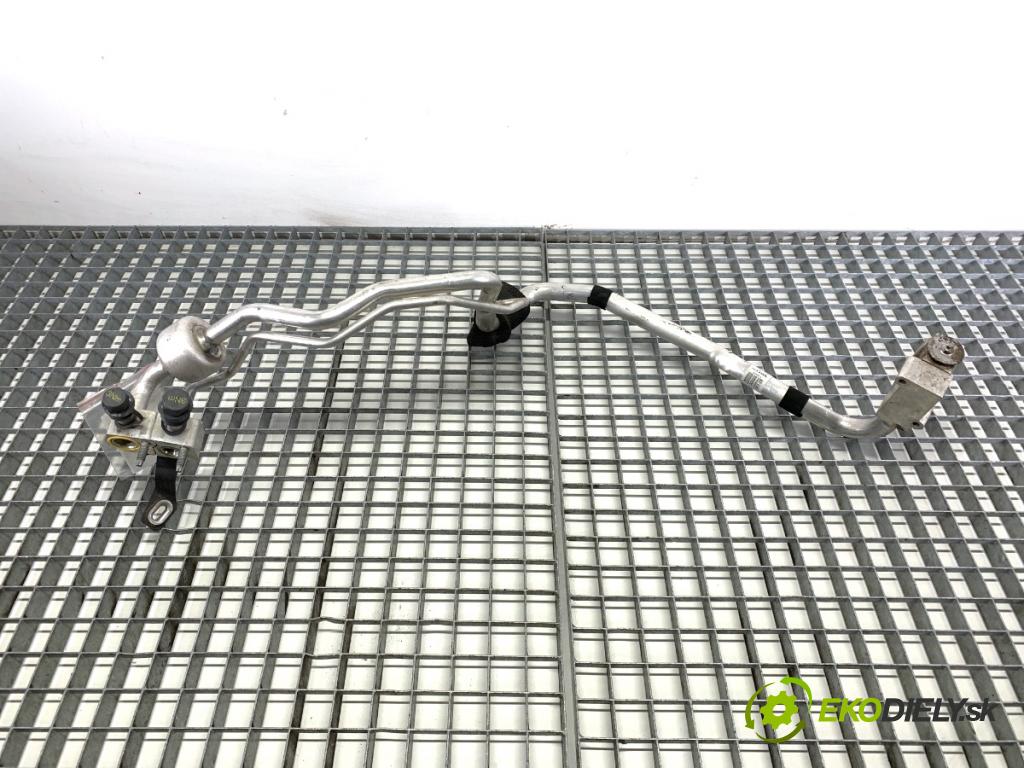 VOLVO V90 II Kombi 2018 110 kW D3 1969 rúrka klimatizácie 31694238 (Rúrka klimatizácie)