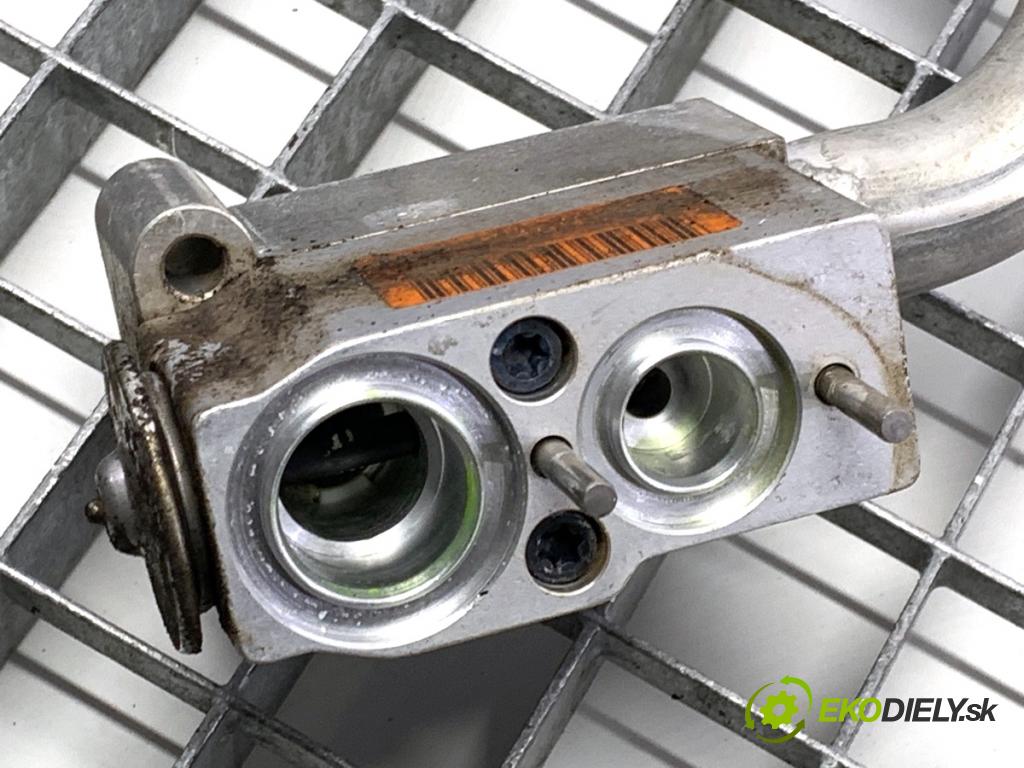 VOLVO V90 II Kombi 2018 110 kW D3 1969 rúrka klimatizácie 31694238 (Rúrka klimatizácie)