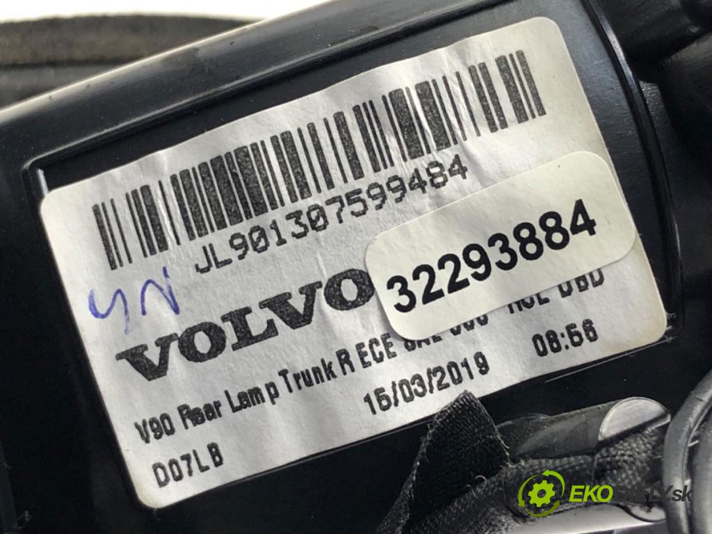 VOLVO V90 II Kombi 2018 110 kW D3 1969 Svetlo zad pravá vnútorná 32293884 (Kľučka dverí ostatné)