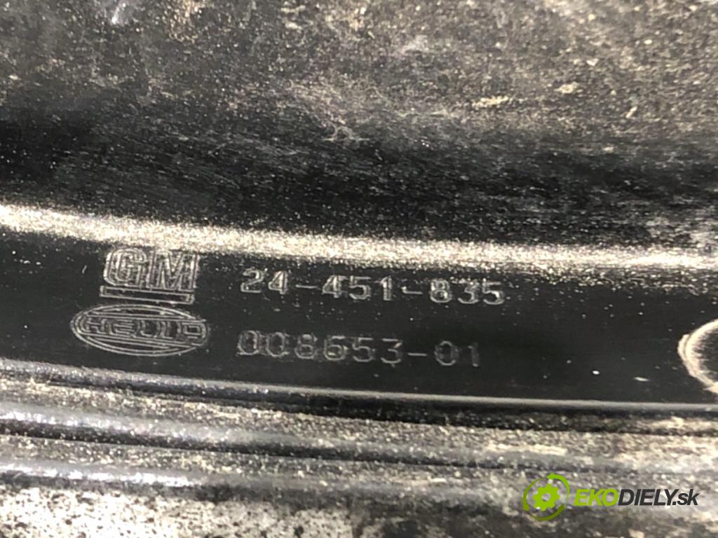 OPEL ASTRA H liftback 2004 66 kW 1.4 (L48) 1364 světlo levý zadní část 24451835